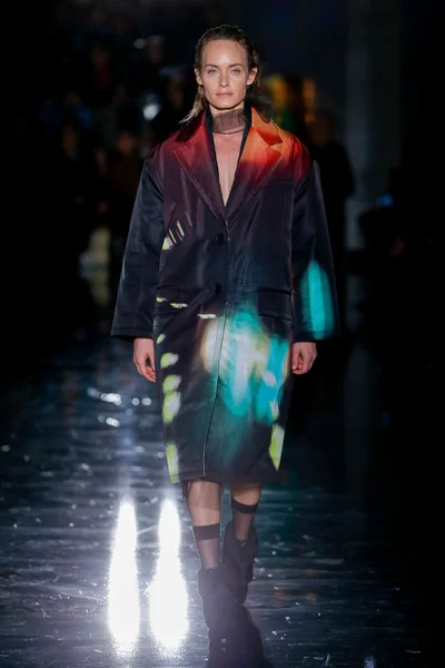 Look 6